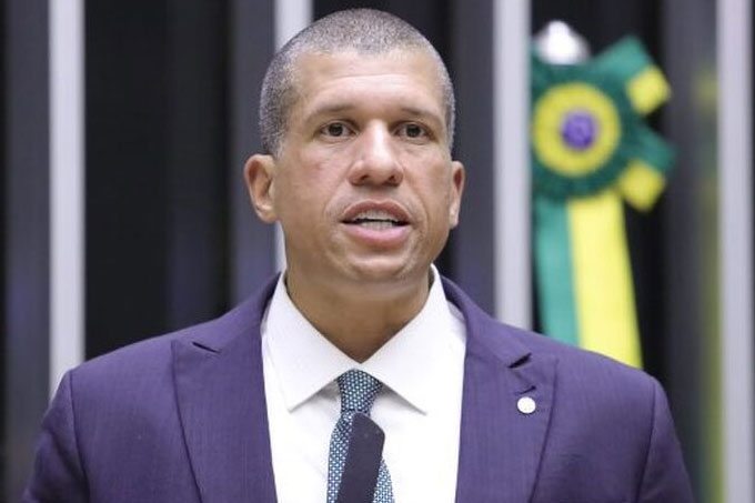 Com apoio da ABRACE, Câmara dos Deputados aprova 16 de maio como “Dia Nacional da Crônica Esportiva”
