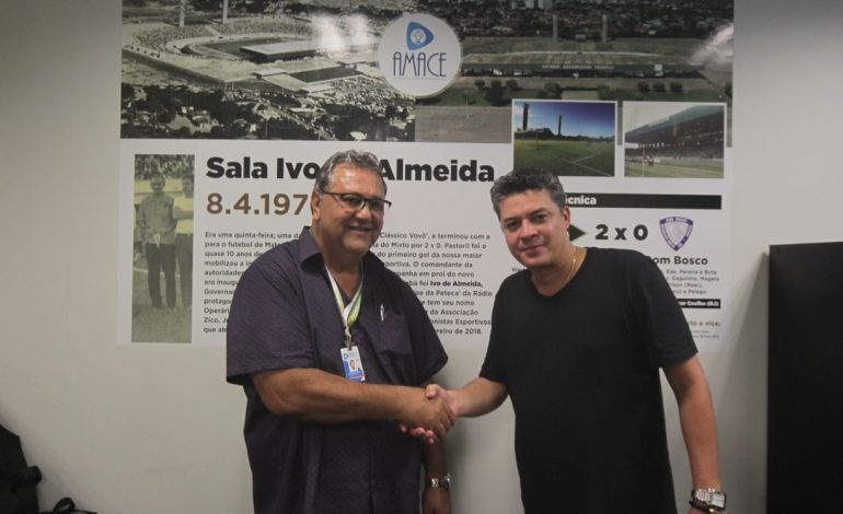 AMACE inaugura sala Ivo de Almeida